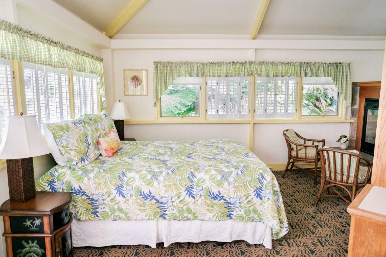 Kilauea Lodge And Restaurant Volcano Dış mekan fotoğraf